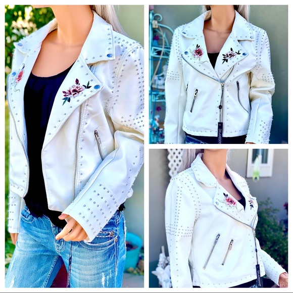 🎉HOST PICK🥳 NWT Blank NYC Floral Stud Trendy Zip Moto Bomber Crop Jacket - Picture 12 of 16